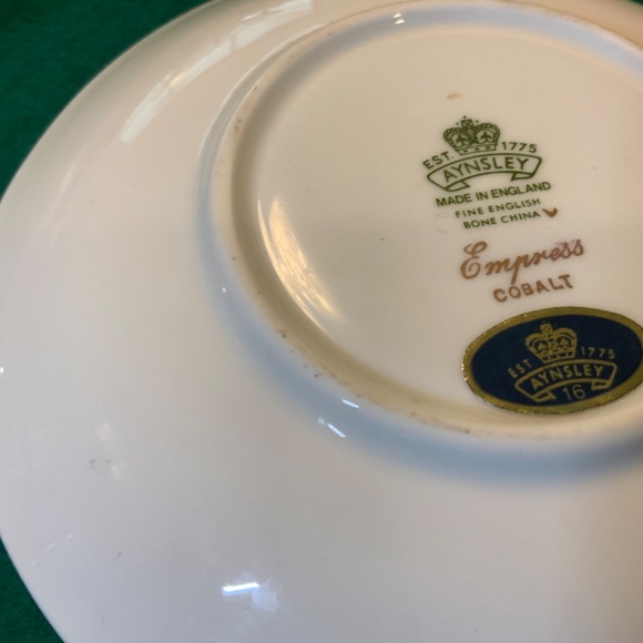 Aynsley Fine English Bone China Cups and Saucers EMPRESS COBALT - Picture 5 of 5
